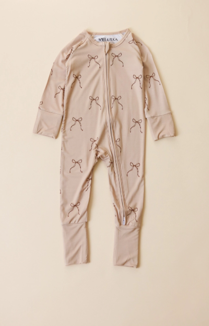 Tied with Love | Sleeper